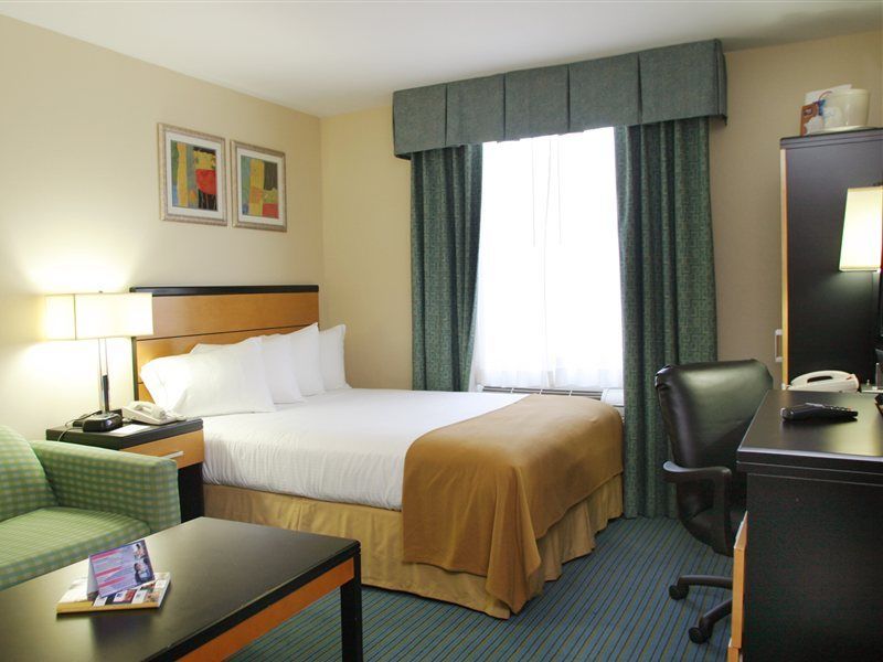 Hotel Holiday Express Kennedy Airport, An Ihg